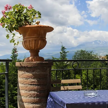 Bed & Breakfast La Stella Di Naxos 3*